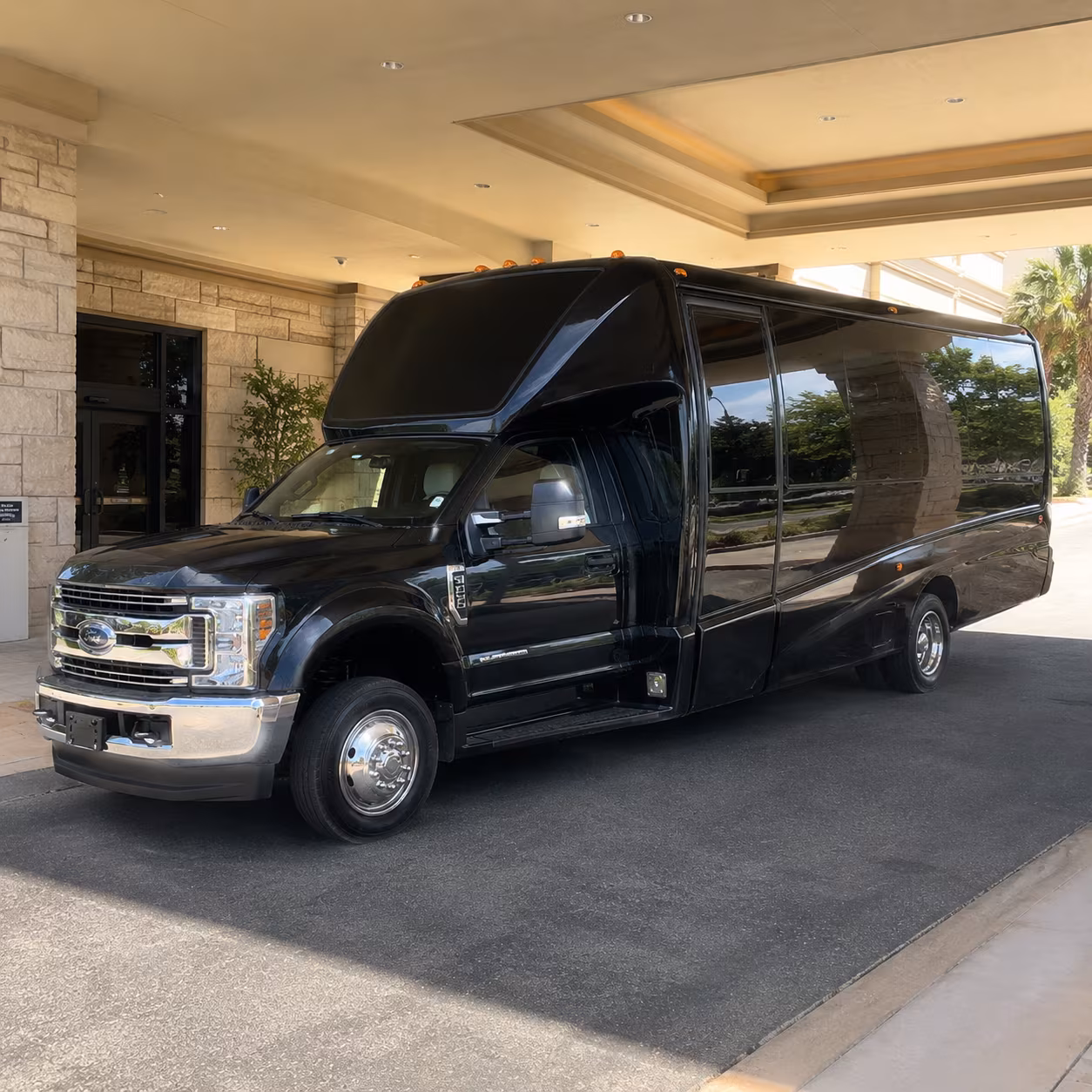 bachelorette and bachelor party bus rentals in old town scottsdale