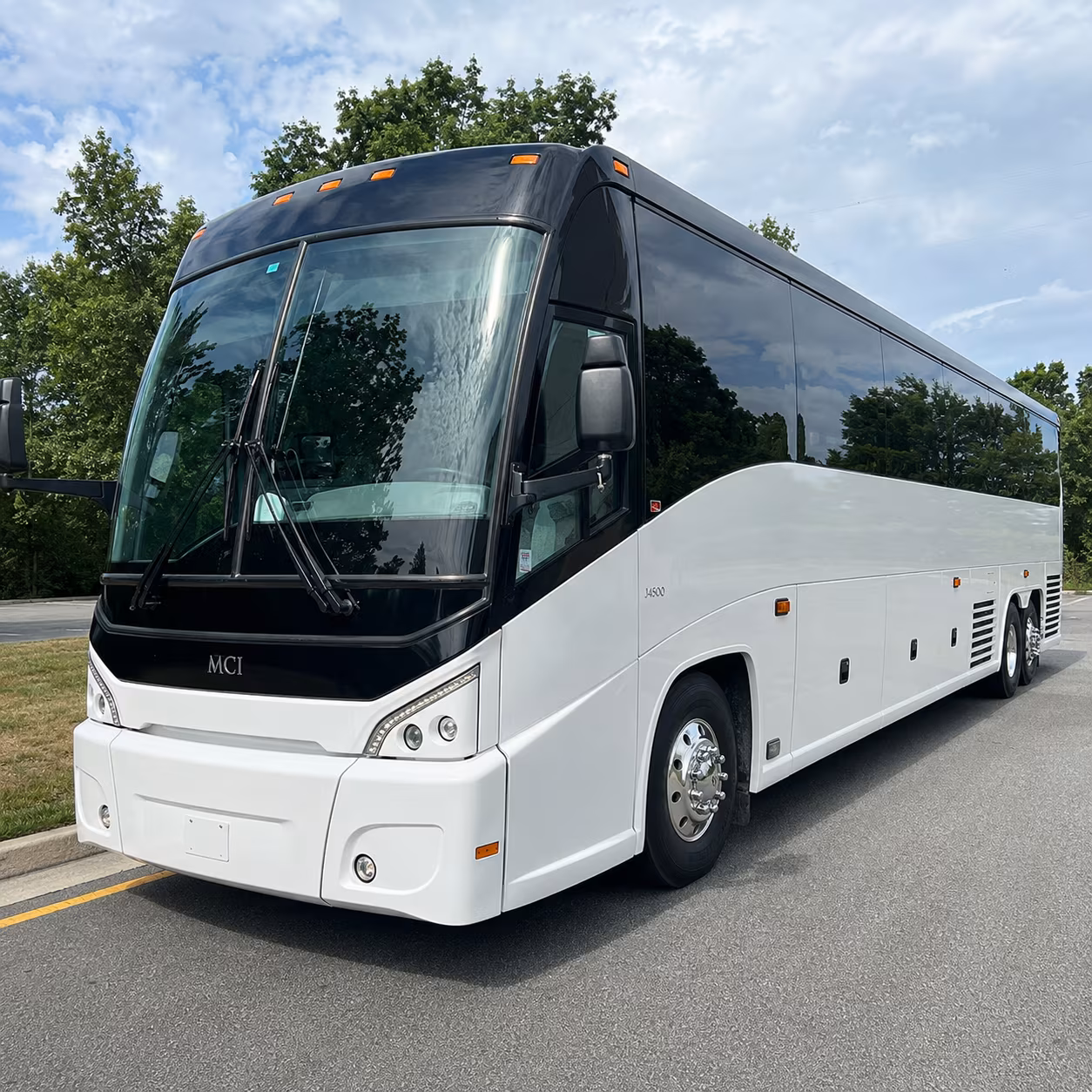 charter buses to ak chin pavilion and state farm stadium from scottsdale